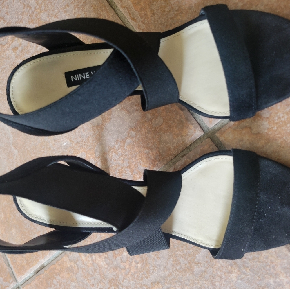 Womens black heels
